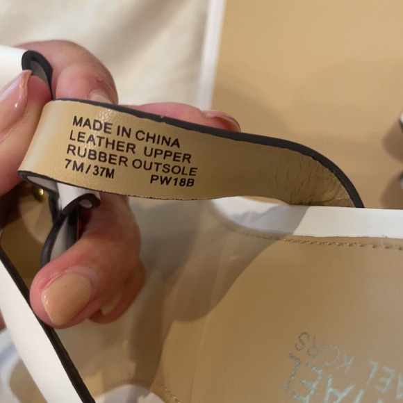 Michael Kors sandals - Picture 3 of 4